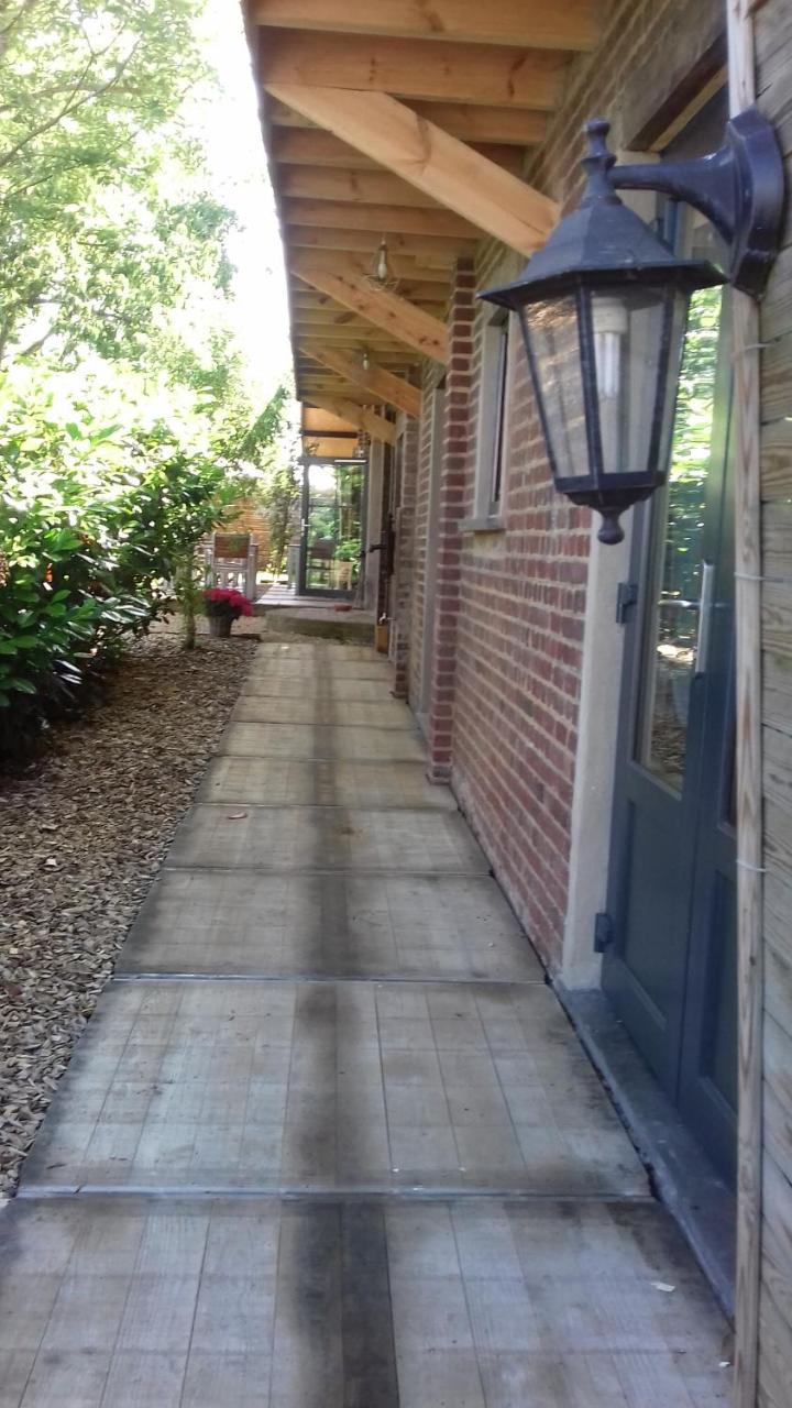 Les Chambres De La Cour Arsimont Exterior foto